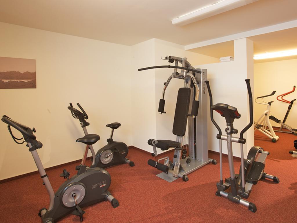 Sporthotel Krone Schoppernau Buitenkant foto